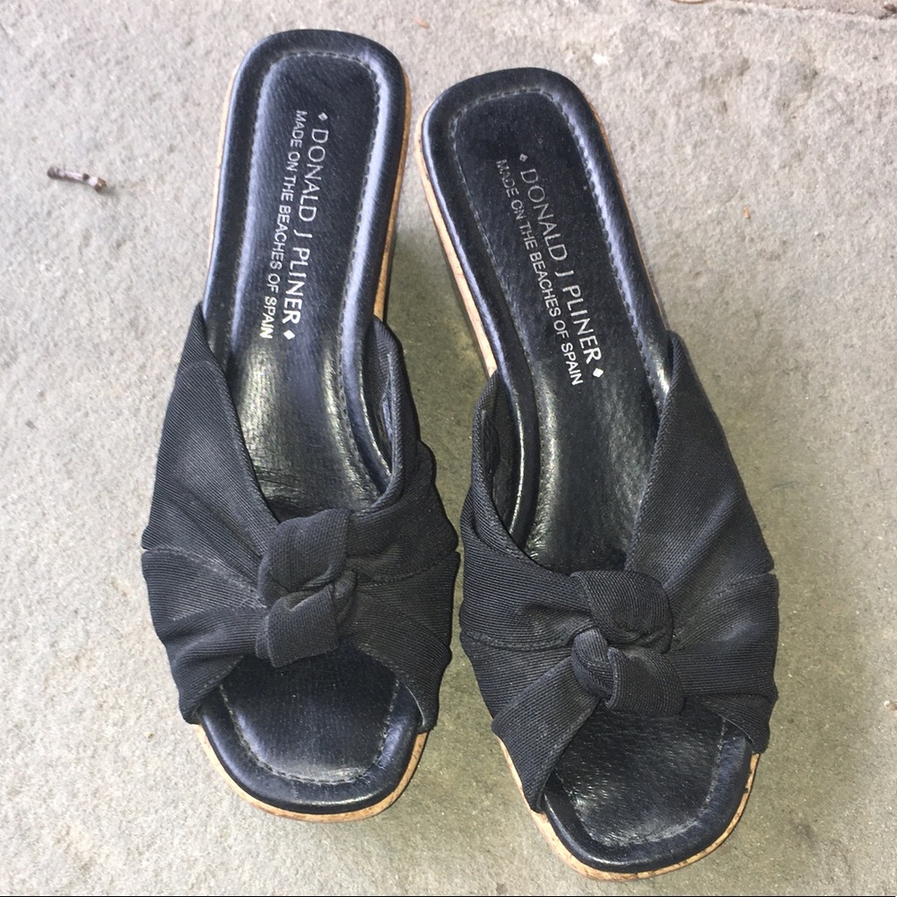 Donald Pliner Black and Cork Wedges 7.5